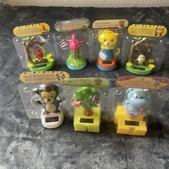 VTG 7 Solar Powered Dancing Bird, Flamingo, Cat, Monkey, Hippo , & Tree