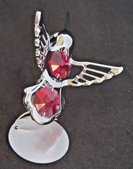 Hummingbird Suncatcher with Suction Cup Austrian Crystal and Chrome-Plated Metal