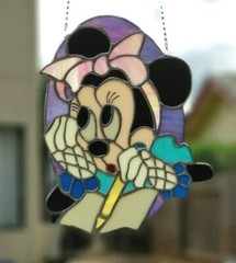 Stained Glass Sun catcher Handmade USA DISNEY DIS-MINNIE MOUSE (HEAD)) 12 X 9