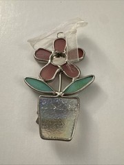 Ganz Stained Glass Suncatcher Flower Pot with metal Charm Be Happy CS10
