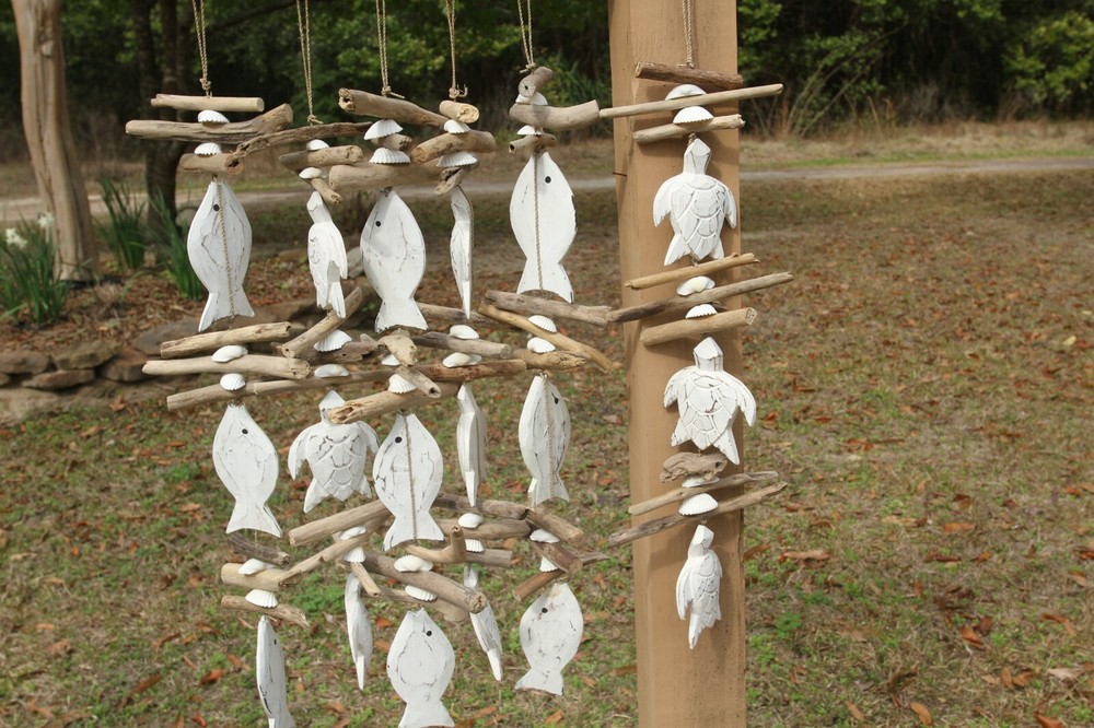 Coastal Living Sea Turtles / Fish Beach Patio Wood Mobiles, Beach Gems – 6 items