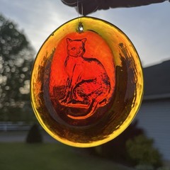 BLENKO Amberina Glass Suncatcher CAT UV Glow to Frame 4.25″ x 3.5″ Oval