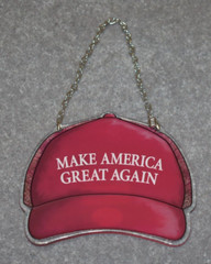 #42821 MAKE AMERICA GREAT AGAIN HAND PAINTED GLASS DECOR 5″ X 4.5″