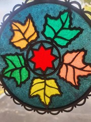 Vintage Maple Leaf Pattern Sun Catcher by Floralier Co. • 6⅞”