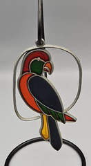 Vtg Parrot Stained Glass And Metal Suncatcher Ornament Hanging Bird Sun Catc