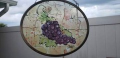 Glass Grape Sun Catcher 9.5×8″ Vintage