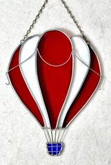 Vintage Stained Glass Hot Air Balloon Sun Catcher 3D Red White W/ Blue Basket 7”