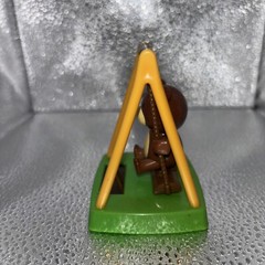 Solar Powered SWINGING TEDDY BEAR Sunlight Dancing TOY Bobble Head GIFT & PRIZE