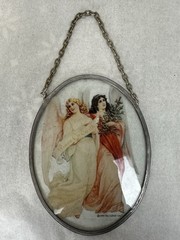 Vintage 1995 Glass Angels Oval Suncatcher 4″ X 5 1/2″ The Gifted Line