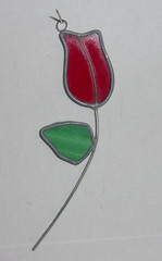 5.25″ ROSE Vintage Handmade Stained Glass Sun Catcher Window Green Leaf Flower