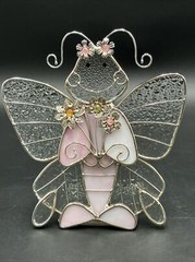 Lady Bee with Tea Light Area – Suncatcher – 7”x6” DETAILED JEWELED PINK