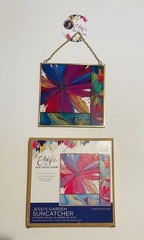 Etta Vee Izzy & Oliver Floral Jessi’s Garden Sun Catcher Window Hanging NEW