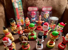 Christmas Solar Powered Dancing Bobble Heads Lot of 16 (Santa, Elf, Dog) + Pez