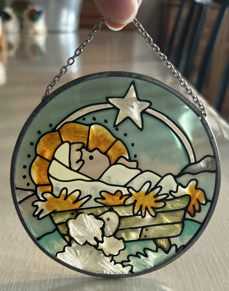 Vintage Stained Glass Sun Catcher Nativity Baby Jesus Manger Star 4.5” Hanging