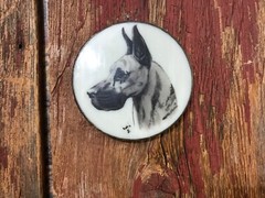 hand painted great dane suncatcher black and white 5″…….h7