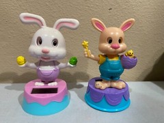 Lot Pair Solar Powered Dancing Easter Bunny Chick in Egg Holding eggs (ToteBBB)