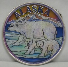 Amia Alaska Polar Bears Hand-Painted Glass Suncatcher, 4-1/2″ 7404