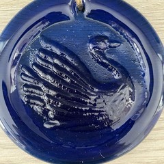 Vintage Cobalt Blue Pressed Glass Swan Round Sun Catcher 3.25″ With Hanger