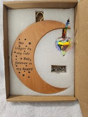 New Motaweek Dog Memorial Half Wood Moon Rainbow Heart Suncatcher Forever 7″