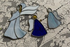 VTG Handmade Stained Glass Sun Catcher Of 3 Angels