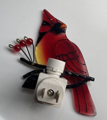 Stained Glass Cardinal Bird Nightlight 6.5” Long X 4” Wide Bulb Not Included