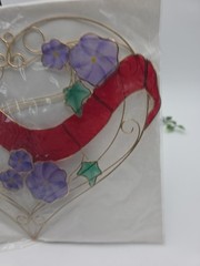 New Hand Painted Capiz Shell Heart Suncatcher Purple Flowers 10 X 11″