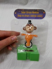 NEW Solar Powered Dancing Dancer Connectable Circus Monkey Performer Suncatcher!