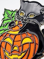 Vtg Suncatcher Stained Glass halloween Black Cat Pumpkin window decor 6″