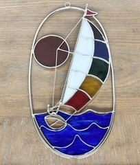 STAINED GLASS SAILBOAT SUNCATCHER SAILING HOME DECOR BEACHY VACATION