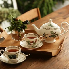 Noritake Orchard Garden teapot From Japan