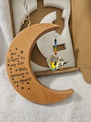 New Motaweek Dog Memorial Half Wood Moon Rainbow Heart Suncatcher Forever 7″