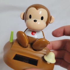 Rare Y2K 2000s Sanrio Smiles Solar Powered Bobble Head E-SAL Monkey Head Nodder