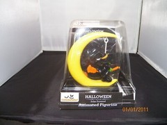 Solar Halloween Witch Green Face Hands Orange Broom Yellow Moon swinging