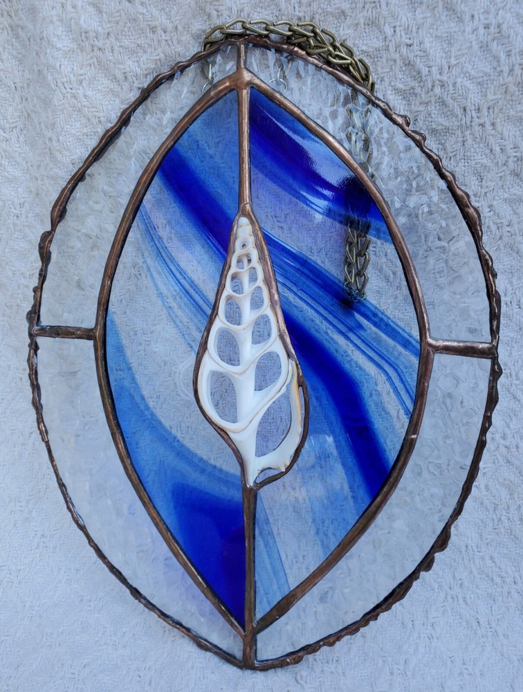 Nautical Blue Swirl Glass &Beach Seashell Hanging 10.5″ X 8″ Oval Suncatcher EUC