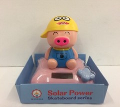 Dancing solar piggy figuire Solar Toy Dashboard Decorative Gift