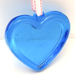 Vintage Blue Suncatcher Medallion Pressed Art Glass Hearts 3.5 ” Home Decor Gift