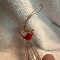Red Hummingbird Glass Suncatcher Ornament – 2003 Avon Gift Collection  #O-501