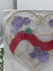 New Hand Painted Capiz Shell Heart Suncatcher Purple Flowers 10 X 11″