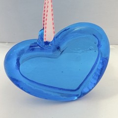 Vintage Blue Suncatcher Medallion Pressed Art Glass Hearts 3.5 ” Home Decor Gift