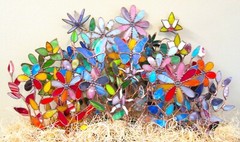 Stained Glass Flower Garden Stakes (x3 2-Leaves 1-Flower) Suncatcher Gifts
