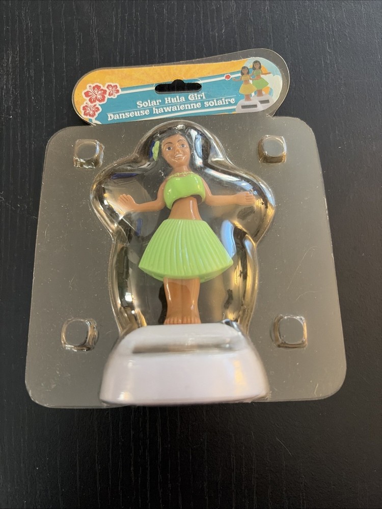 2011 Solar Powered Dancing Hawaiian Hula Girl Bobblehead Toy
