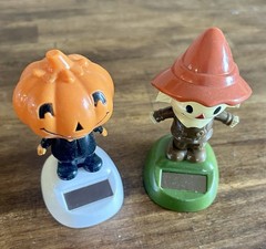 Lot Of Two Solar Dancing Toys. Halloween/fall Theme. Tested!
