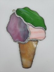 Vintage Ice Cream Cone Stained Glass Suncatcher Window Decor READ DESCRIPTION