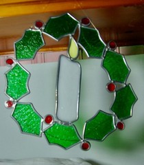 Warm Stained Glass Holly & Candle Sun Catcher 11″x 8″ Christmas Holiday Wreath