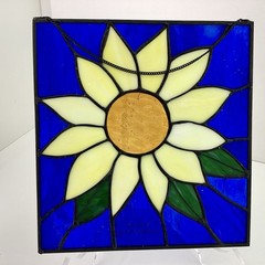Stained Glass Suncatcher Sunflower 8 Inch Hanging Decor Garden Floral Beautiful