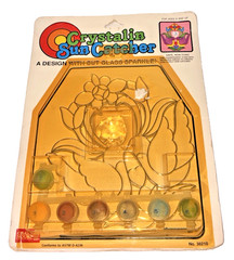 Craft House Crystalin Sun Catcher Bird Flower Heart Hang Paint by Number Kit ’94