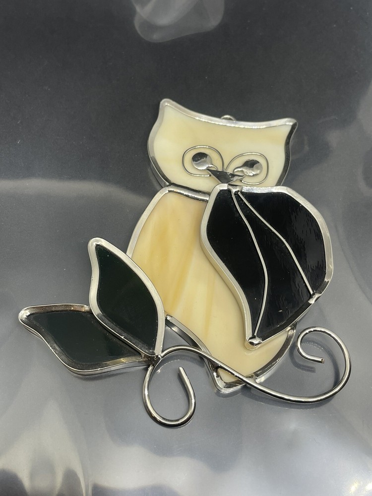 Vintage Owl Stained Glass Sun Catcher 4.25” Cream Green SilverTone Autumn Fall