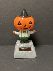 Solar Powered Dancing Bobblehead Toy New – Cute PUMPKIN BOY