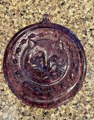 Amethyst Glossy sun catcher pressed glass cat kitten face w/ swimming fish 6.5 “