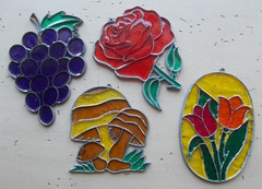 Lot 4 Vintage Fruit & Flower Suncatchers Rose Tulips Grapes Mushrooms B